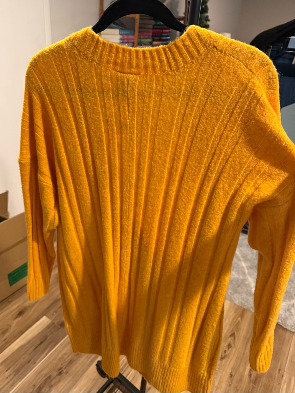 NWT Torrid Vibrant Mustard Yellow Ribbed Button Cardigan - Picture 4 of 4